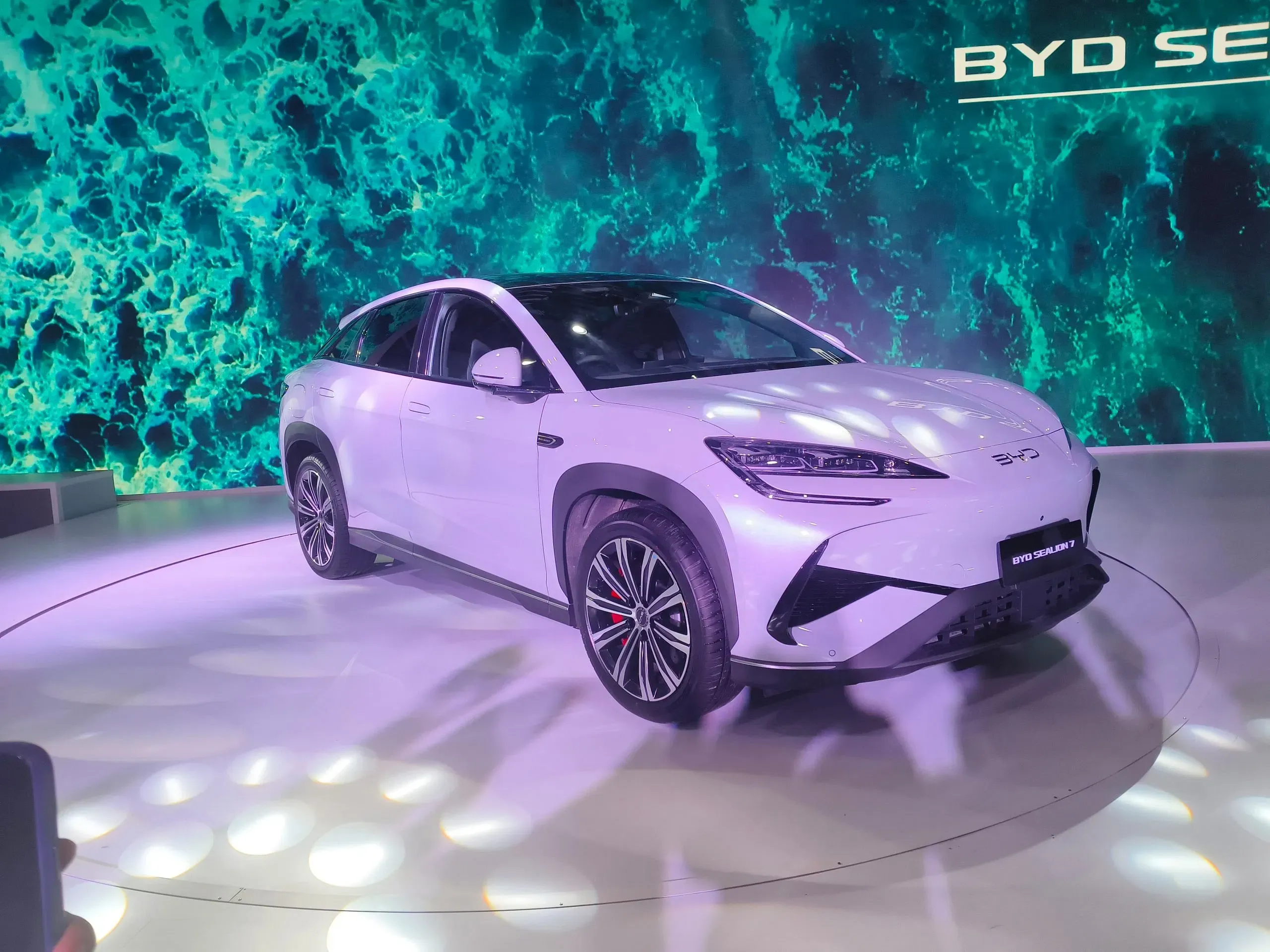 Featured Image Of BYD Sealion 7