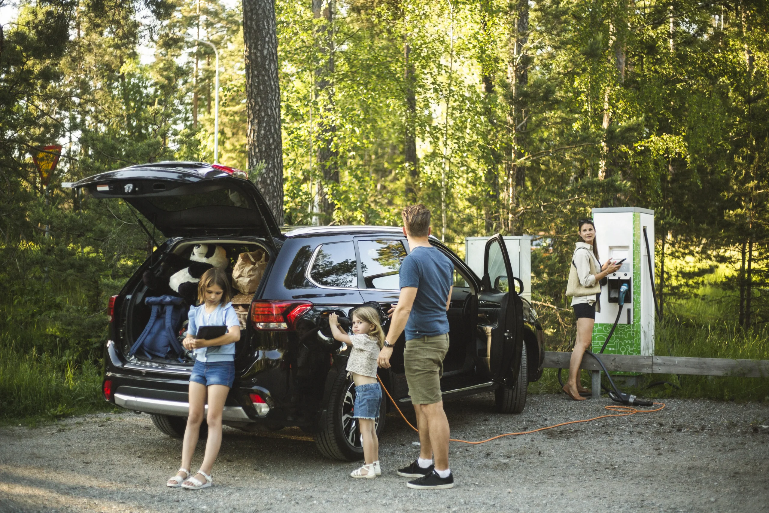 Featured Image Of EV Road Trips